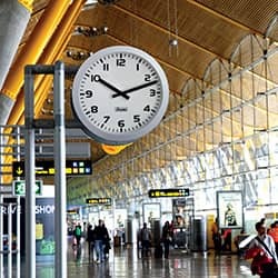 impianti centralizzati di orologi per aeroporti 